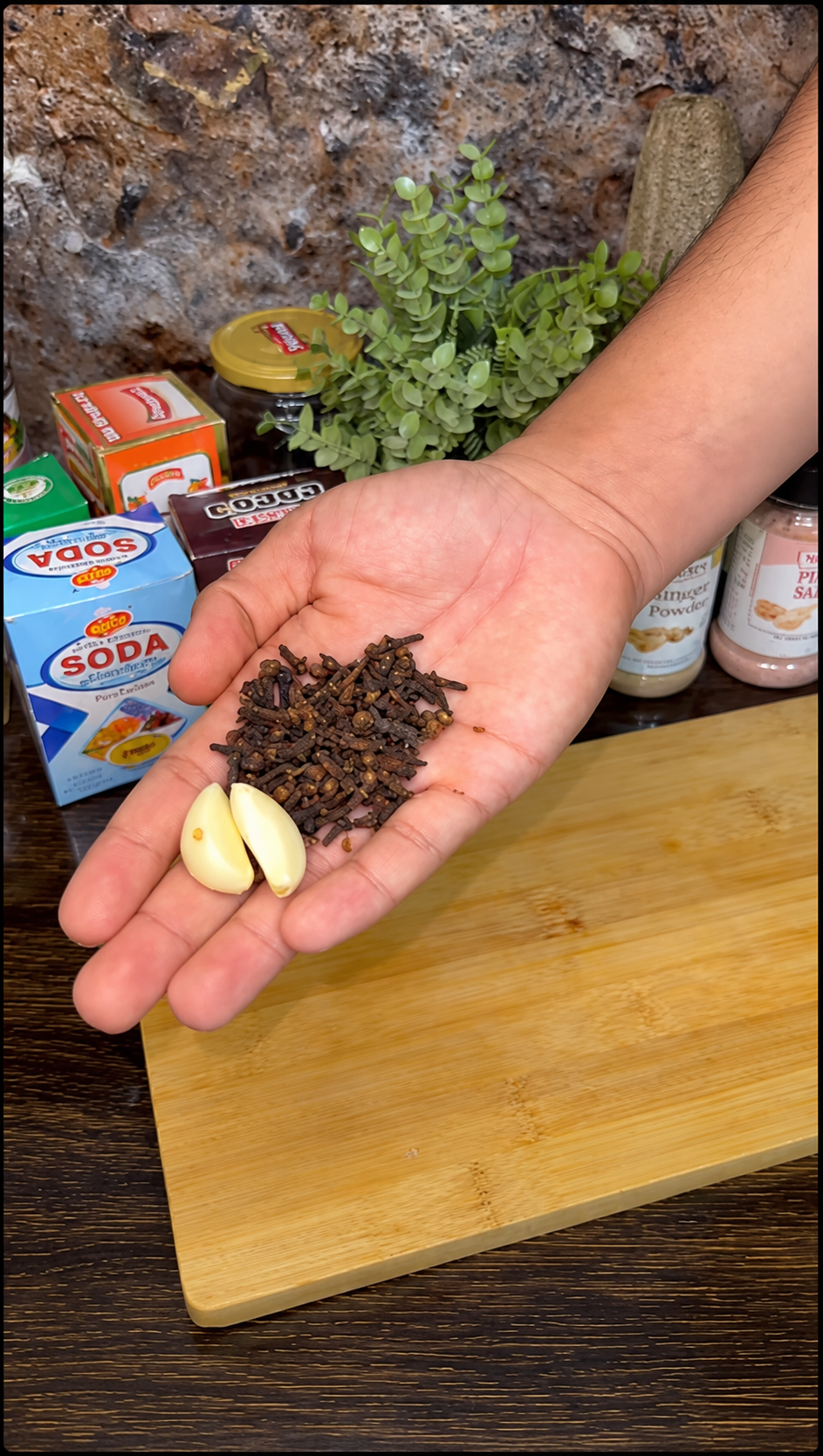 Infusión de ajo y clavo de olor: una preparación casera para acompañar tu rutina