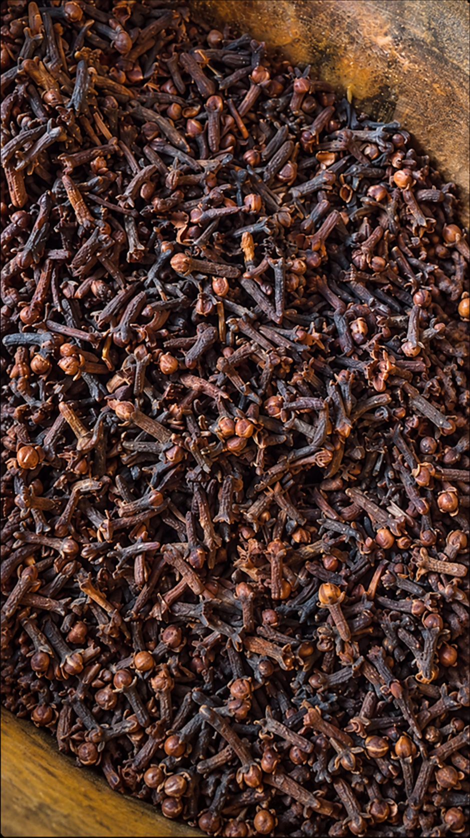 Té de clavo de olor: cómo prepararlo y qué debes saber antes de tomarlo