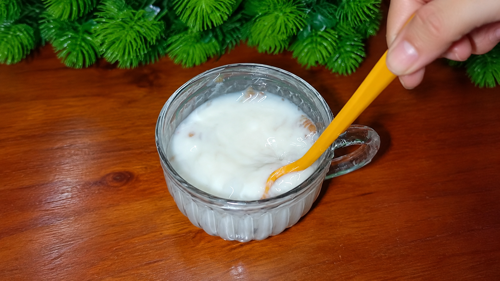 Leche con jengibre, canela y miel: cómo prepararla y qué puede aportar Leche con jengibre, canela y miel: cómo prepararla y qué puede aportar